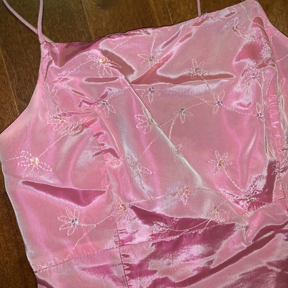 Womens Floor Length Evening Dress - Picture 4 of 6